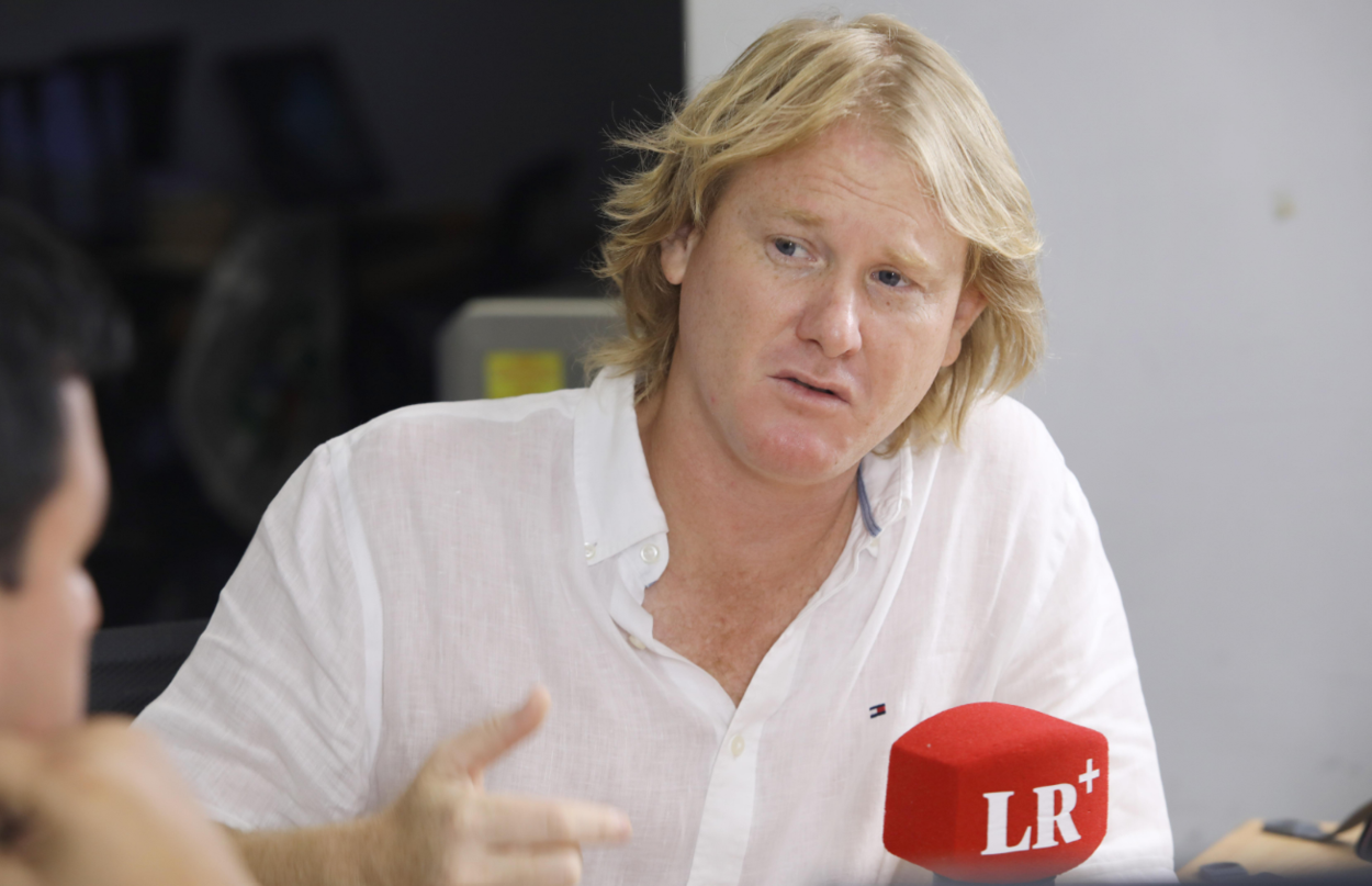 “40-%-(del-presupuesto)-se-tienen-que-ir-en-agua-y-desague,-no-en-planillas”,-promete-candidato-de-somos-peru-a-lurin-bernardo-silva