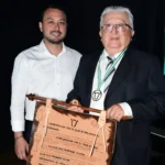 luis-perrogon-toledo-recibe-la-distincion-cebu-de-oro