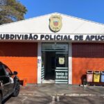 homem-e-detido-pela-gcm-apos-agredir-esposa-e-destruir-casa-em-apucarana