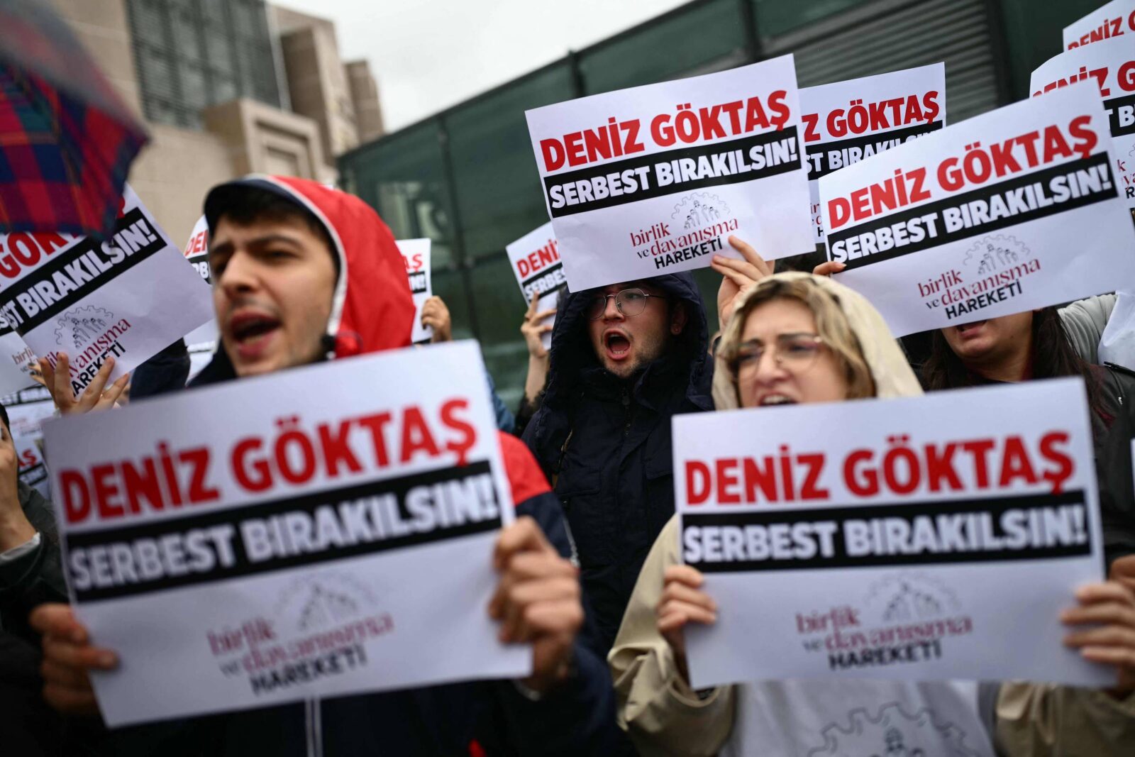 humorista-e-condenado-a-19-meses-de-prisao-na-turquia-acusado-de-insultar-erdogan
