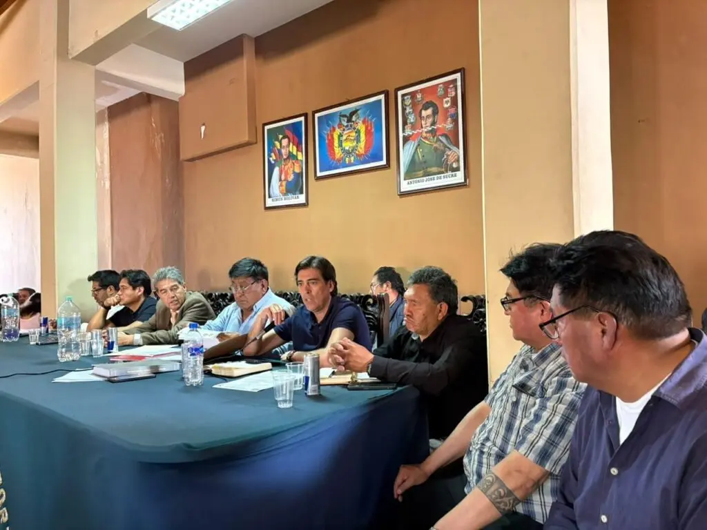 gobierno-llama-a-choferes-a-mesa-de-dialogo-para-manana