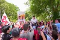 la-chacarita-se-movilizo-con-tino-ayala-rumbo-al-4-de-octubre