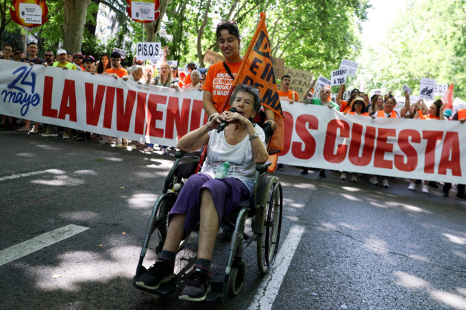 acordo-permite-que-idosa-despejada-volte-para-casa-em-madri
