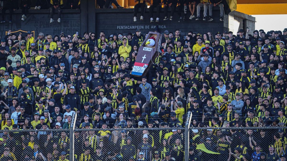 comision-de-apelaciones-de-la-auf-ratifico-el-fallo-de-penarol-tras-el-clasico-del-torneo-clausura:-“la-violencia-observada-no-puede-ser-normalizada”