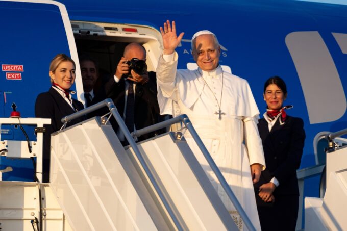 papa-leon-xiv-califica-su-gira-por-francia-como-“cuatro-dias-llenos-de-muchas-bendiciones”-finalizando-su-quinto-viaje-apostolico