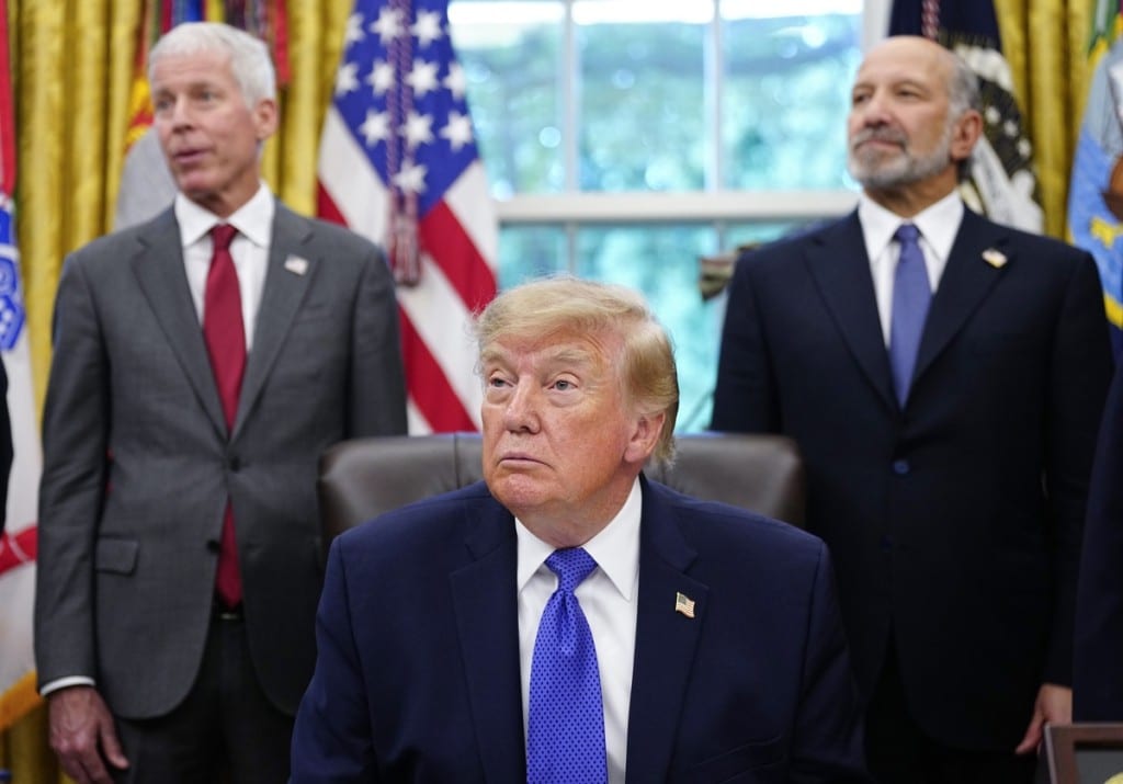 trump-trajo-oro-de-venezuela-a-eeuu,-pero-las-refinerias-se-niegan-a-procesarlo,-segun-nyt