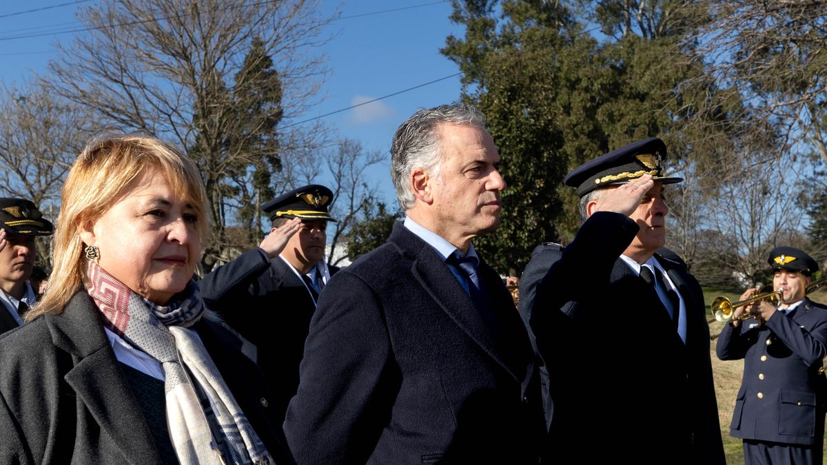 gobierno-decide-comprar-solo-una-opv-nueva-y-“complementar”-con-tecnologia-y-patrulleras-usadas