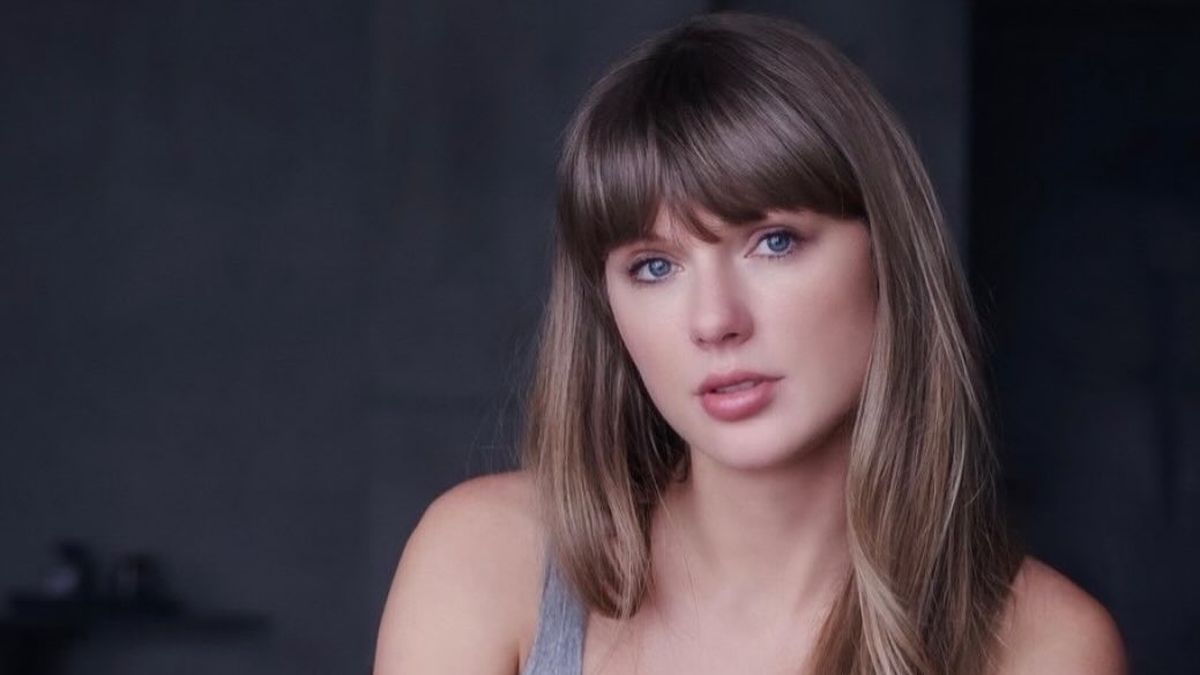 taylor-swift-utilizo-una-musculosa-de-us$-660-disenada-por-una-uruguaya-en-su-ultimo-videoclip