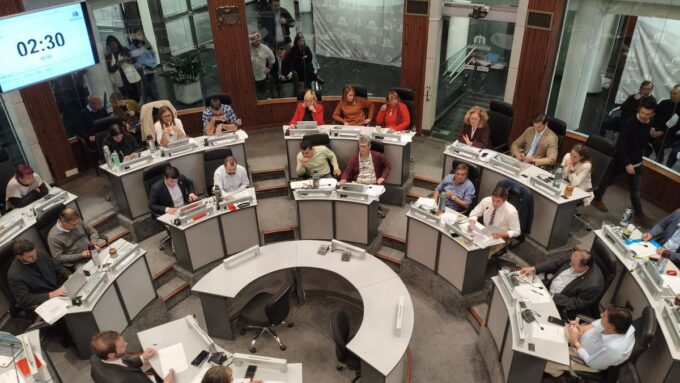 “nueve-personas-no-necesitamos”:-edil-de-la-coalicion-republicana-dijo-que-no-se-requieren-tantos-asesores-por-representantes