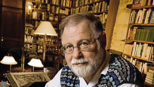french-national-library-honours-argentine-writer-alberto-manguel