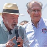 poll:-lula-and-bolsonaro-deadlocked-in-final-week-of-election-campaign
