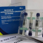 pr-distribui-60-mil-doses-da-pneumo-20-para-vacinacao-de-pessoas-com-85-anos-ou-mais