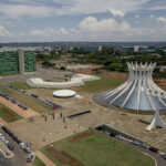 quaest:-celina-leao-lidera-disputa-ao-governo-do-df-com-39%,-e-grass-tem-23%