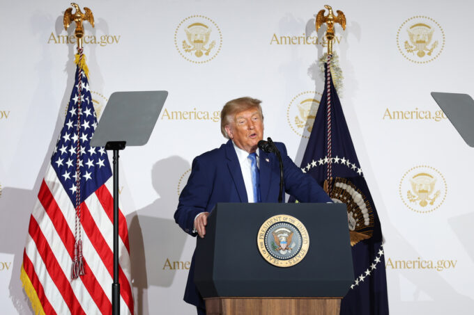 trump-defiende-la-autorregulacion-de-la-ia-ante-lideres-de-las-principales-empresas-tecnologicas