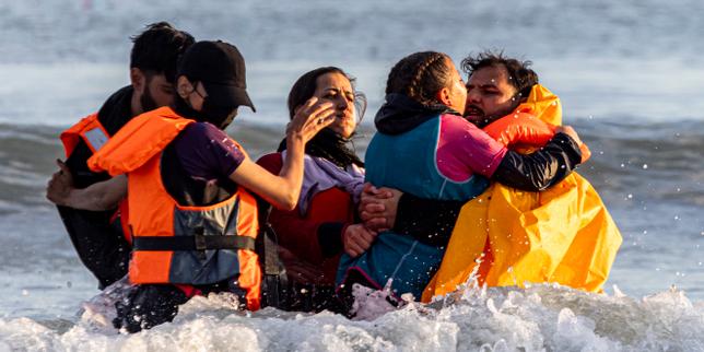 immigration :-la-france-va-mettre-fin-a-l’accord-« un-qui-entre,-un-qui-sort »-avec-le-royaume-uni