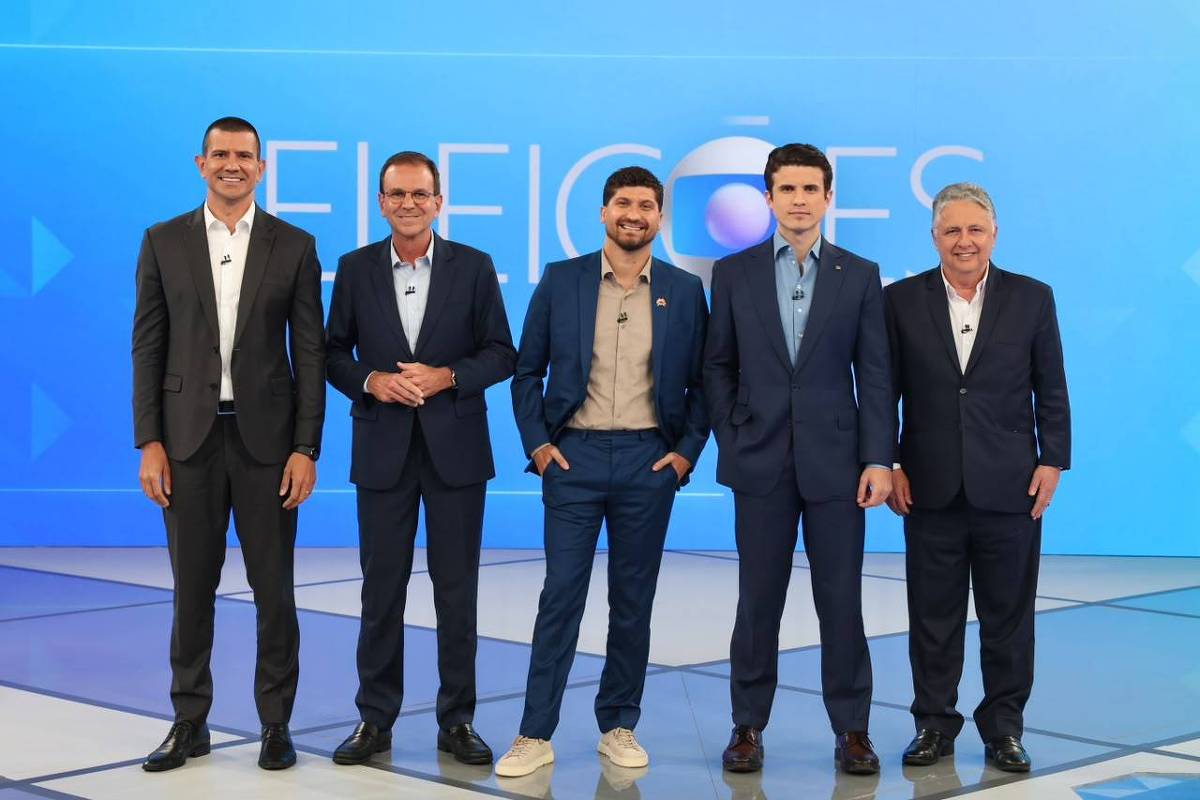 vinculos-com-lula,-flavio-bolsonaro-e-claudio-castro-marcam-debate-entre-candidatos-no-rj
