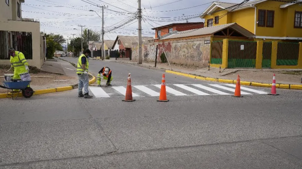 municipio-refuerza-demarcacion-y-senalizacion-vial-en-distintos-puntos-de-ovalle