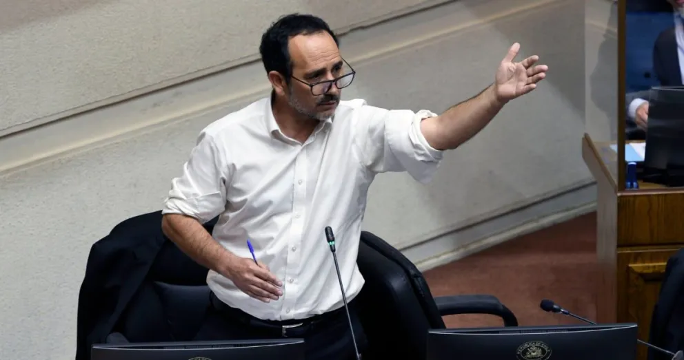 senador-daniel-nunez-no-pudo-viajar-a-estados-unidos-por-falta-de-visa