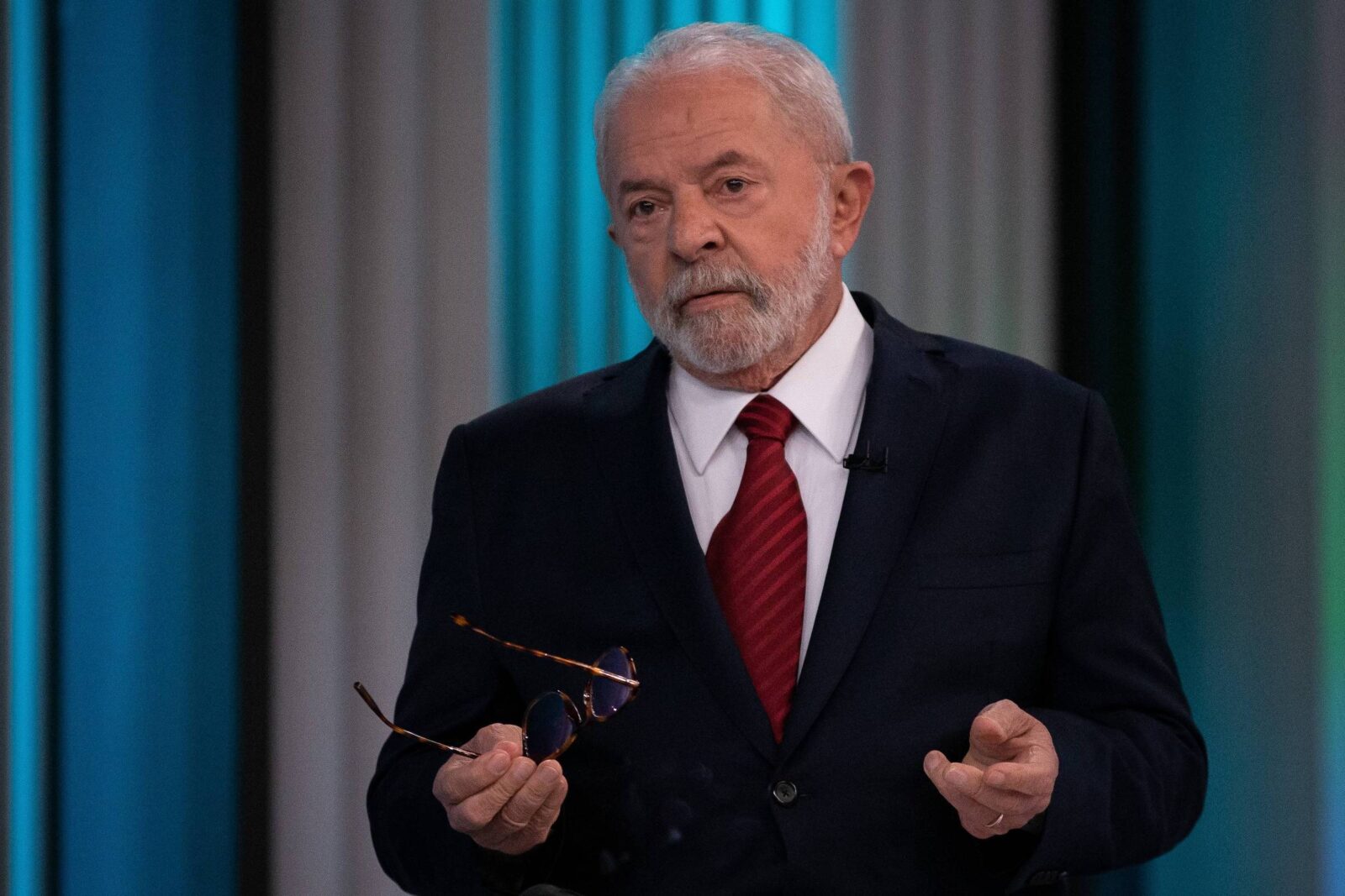 lula-repete-estrategia-e-confirma-entrevista-a-podcast-flow-em-horario-de-debate-na-tv
