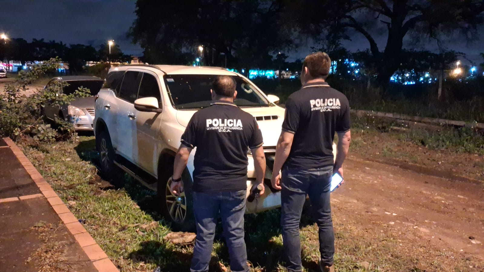 no-era-de-asesinos:-hallan-en-luque-lujosa-camioneta-robada