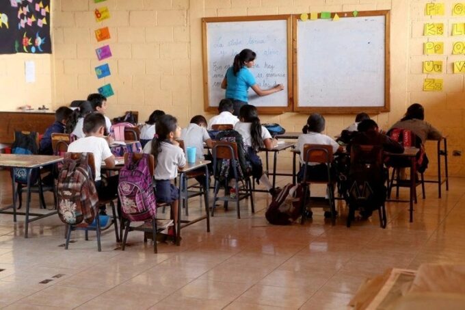 mineduc-oficializa-tres-nuevas-carreras-de-magisterio-a-nivel-diversificado