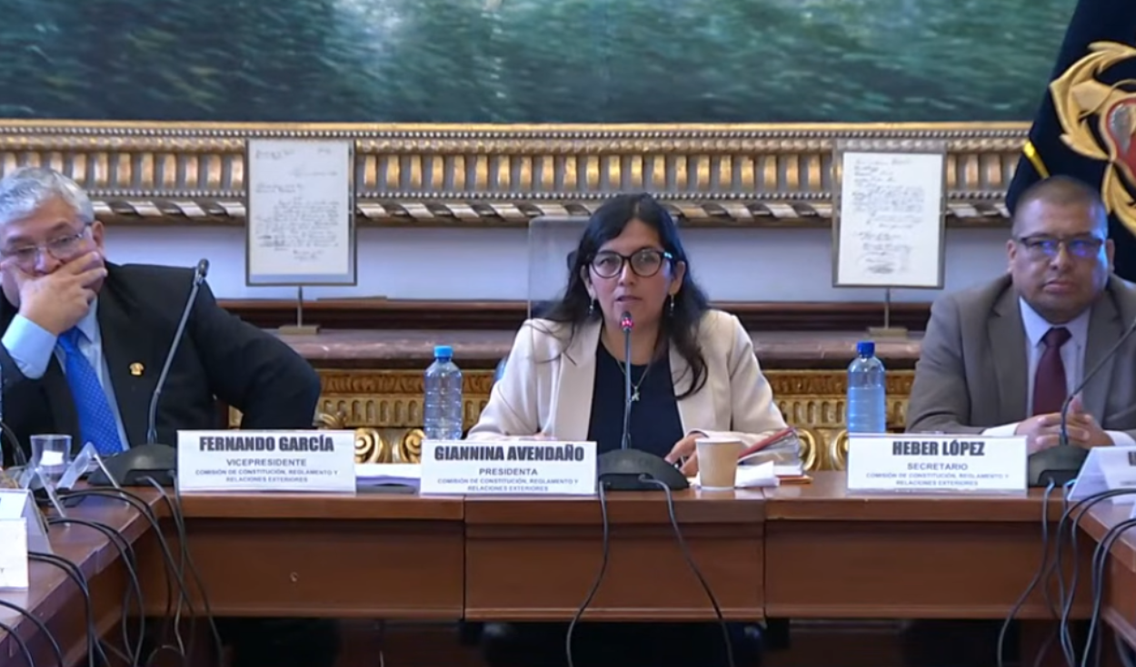 comision-de-constitucion-evaluara-tres-textos-sustitutorios-sobre-facultades