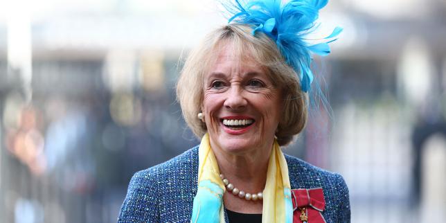 esther-rantzen,-journaliste-et-militante-pour-l’aide-a-mourir-au-royaume-uni,-est-morte-a-l’age-de-86 ans