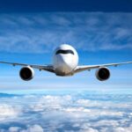 el-deficit-del-turismo-mejoro-por-octavo-mes-seguido,-sin-grandes-cambios-en-el-dolar:-¿que-factores-influyen?