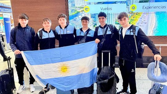 orgullo-argentino-en-el-agua:-la-historia-de-joaquin-szyferman,-el-joven-palista-que-brilla-en-la-elite-mundial