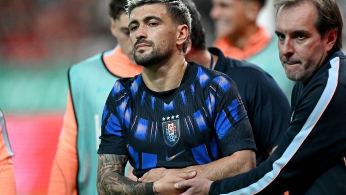 giorgian-de-arrascaeta-fue-operado-en-brasil-por-la-fractura-de-muneca-que-sufrio-con-la-seleccion-uruguaya;-mira-el-parte-medico-de-flamengo