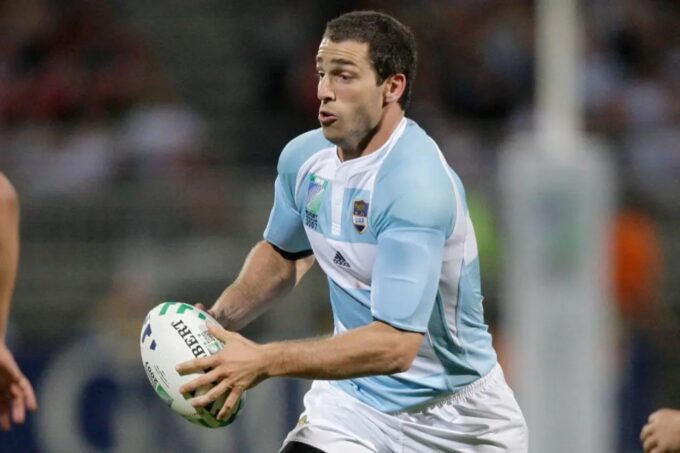 argentine-rugby-player-murdered-in-paris-honored-by-french-league