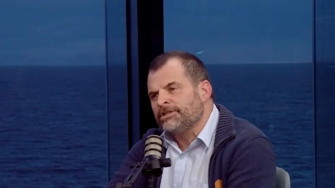 “no-hay-ninguna-propuesta-concreta”,-reconocio-edil-del-frente-amplio-sobre-negociaciones-para-regular-contrataciones-en-la-junta-departamental-de-montevideo