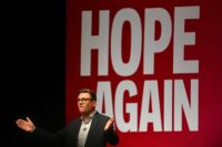 burnham-reabre-debate-do-brexit-e-poe-volta-do-reino-unido-a-ue-na-mesa