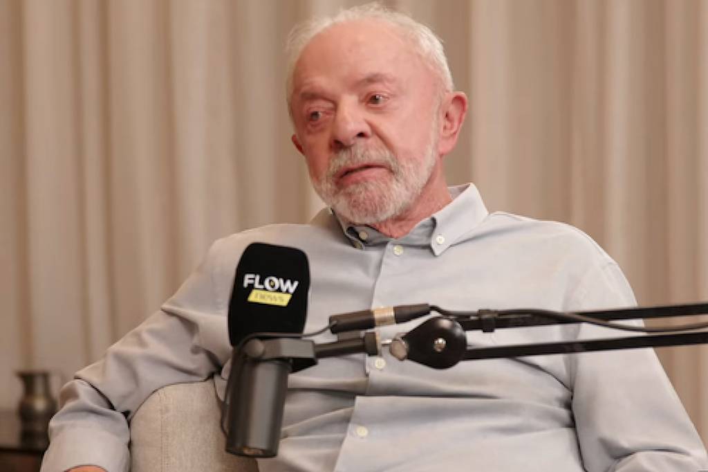 lula-diz-que-governo-discute-com-bc-proibicao-a-cartao-de-credito-extra-para-a-clientes