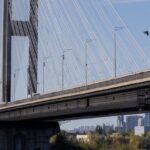 en-direct,-guerre-en-ukraine :-les-bombardements-russes-nocturnes-sur-kiev-ont-fait-un-mort-et-deux-blesses,-un-pont-important-touche