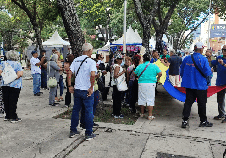 jubilados-protagonizan-protestas-en-caracas-este-1-de-octubre