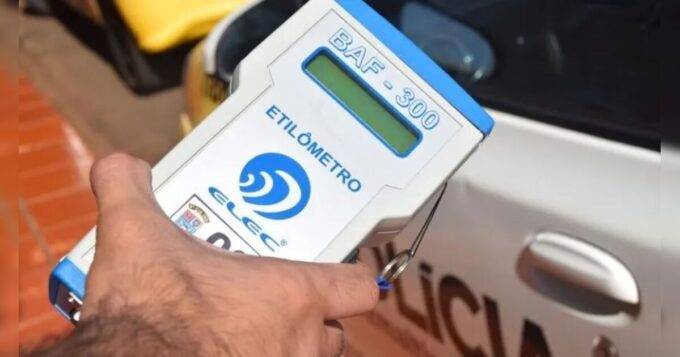 motorista-embriagado-bate-em-dois-carros-e-e-preso-em-apucarana