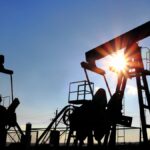 el-g7-acuerda-la-liberacion-de-100-millones-de-barriles-de-reservas-para-frenar-la-suba-de-los-combustibles
