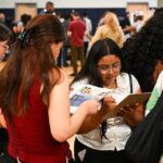 aux-etats-unis,-la-croissance-reste-vive-mais-elle-cree-moins-d’emplois