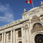 peru-lidera-el-rechazo-al-congreso-en-america-latina:-el-90%-no-se-siente-representado