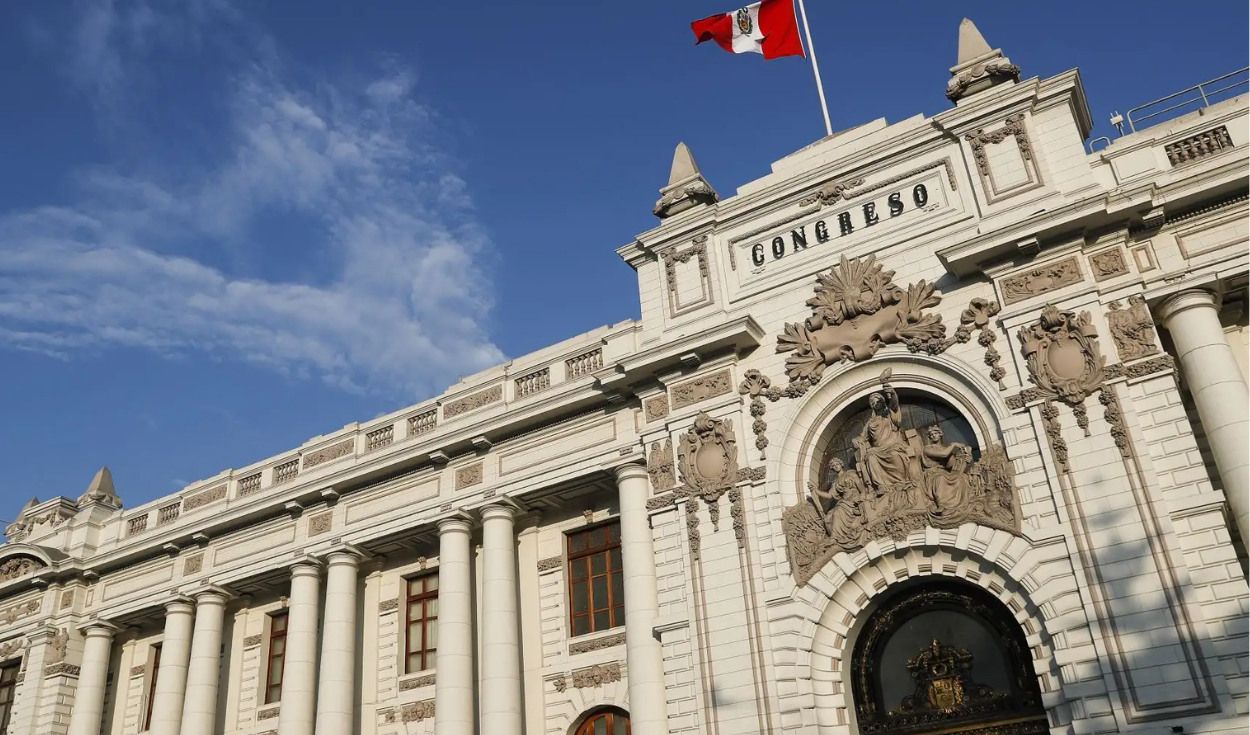 peru-lidera-el-rechazo-al-congreso-en-america-latina:-el-90%-no-se-siente-representado