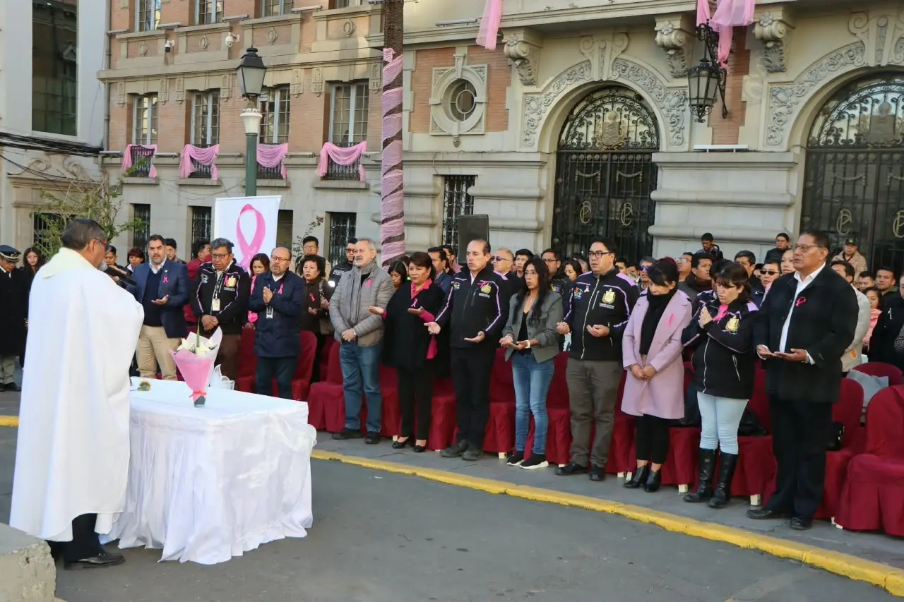 buscan-apoyo-para-completar-hospital-movil-de-la-mujer-en-la-paz