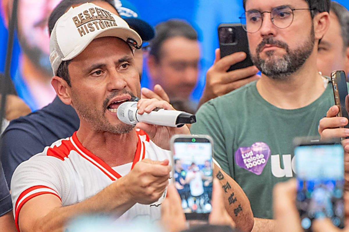 na-reta-final-das-eleicoes-em-mg,-cleitinho-vira-alvo-da-direita,-que-recorre-ao-antipetismo