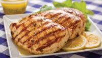 cambio-en-la-mesa-de-los-argentinos:-el-pollo-supero-a-la-carne-vacuna-en-consumo-por-primera-vez