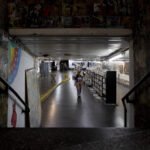passagem-da-consolacao,-na-regiao-da-paulista,-vive-impasse-sobre-venda-de-livros-e-acordo-com-bar