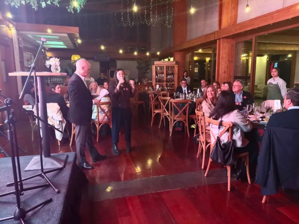 fundacion-las-rosas-llama-a-reforzar-el-apoyo-a-las-personas-mayores-mas-vulnerables-de-la-region