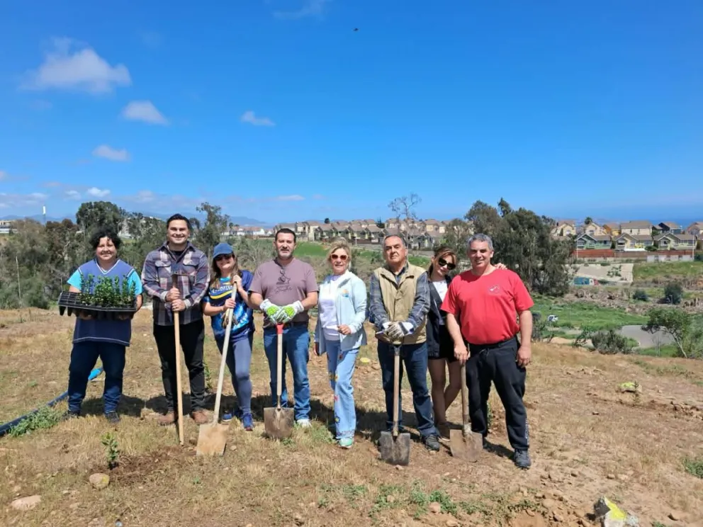 vecinos-y-deportistas-se-unen-para-avanzar-en-la-reforestacion-del-parque-cendyr