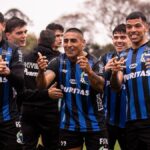 asi-quedaron-las-tablas-de-posiciones-del-torneo-clausura,-la-tabla-anual-y-el-descenso-despues-de-los-tres-partidos-del-sabado:-liverpool-duerme-puntero