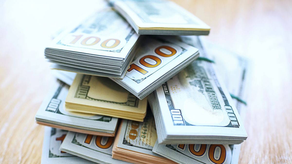 la-oferta-de-dolares-no-afloja-pese-al-bajo-tipo-de-cambio-real-y-al-adverso-contexto-global:-que-hay-detras