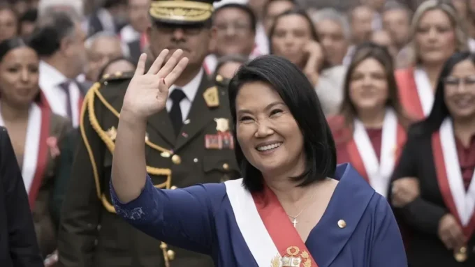 el-veloz-desgaste-de-keiko-fujimori:-la-crisis-de-criminalidad-desploma-la-aprobacion-de-la-presidenta-peruana